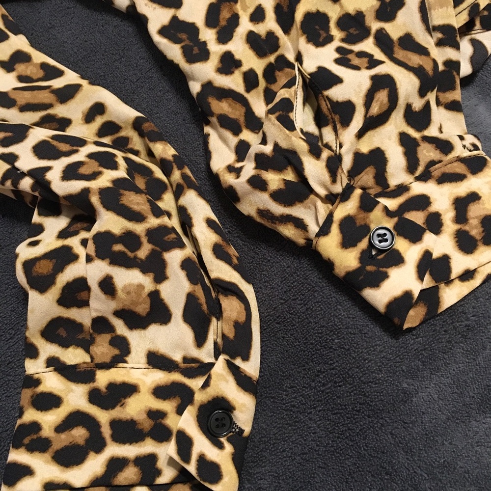 H&M leopard blouse - Picture 5 of 6